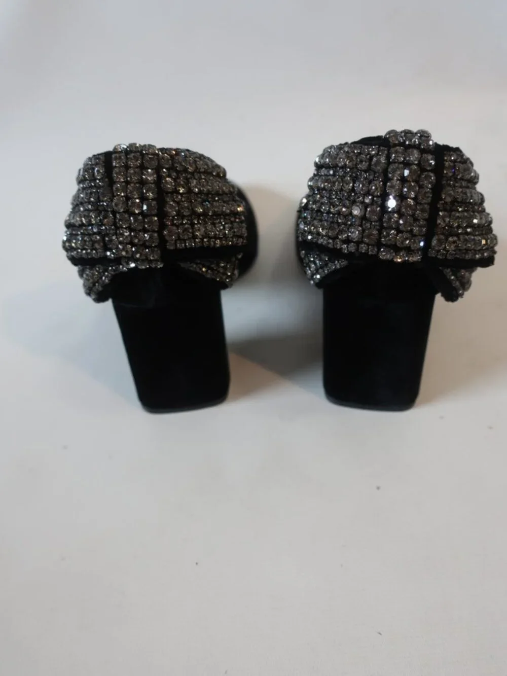NWOB Womens Tory Burch Black Josephine Velvet Rhinestone Bow Pumps 5.5